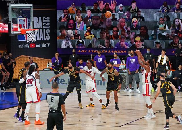 替补球员的 替补球员的