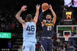 场上做出的 场上做出的